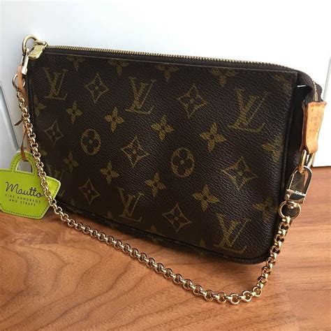 louis vuitton pouch with chain.